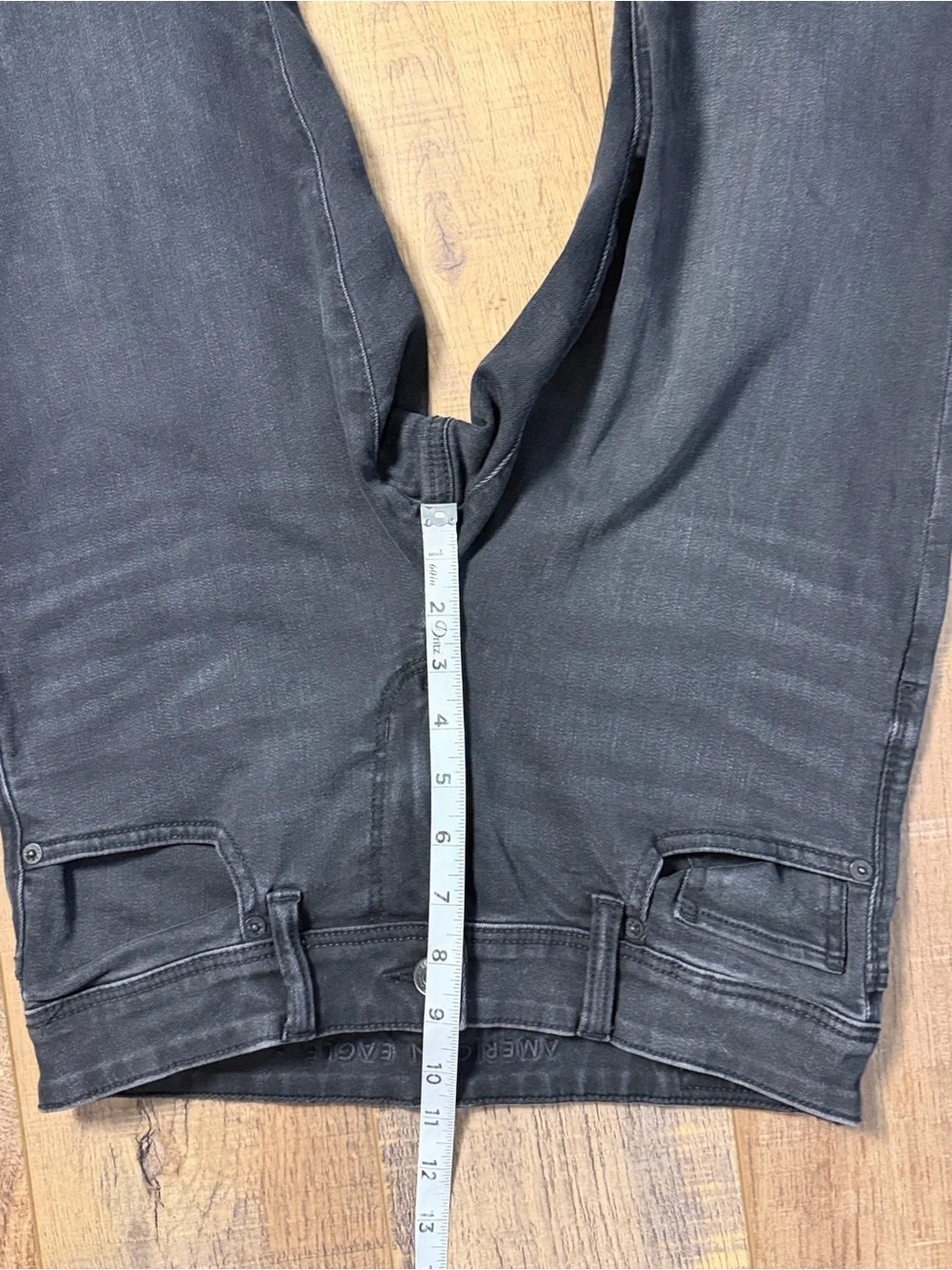 American Eagle Outfitters flaws inventory preowned
